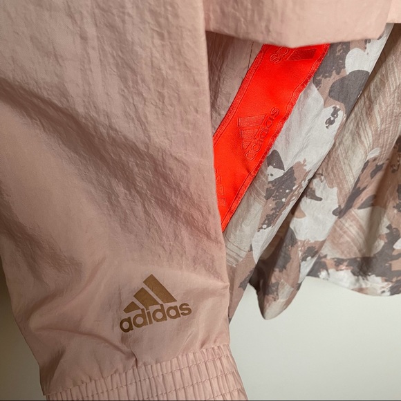 Adidas Cinched Windbreaker - Picture 3 of 8